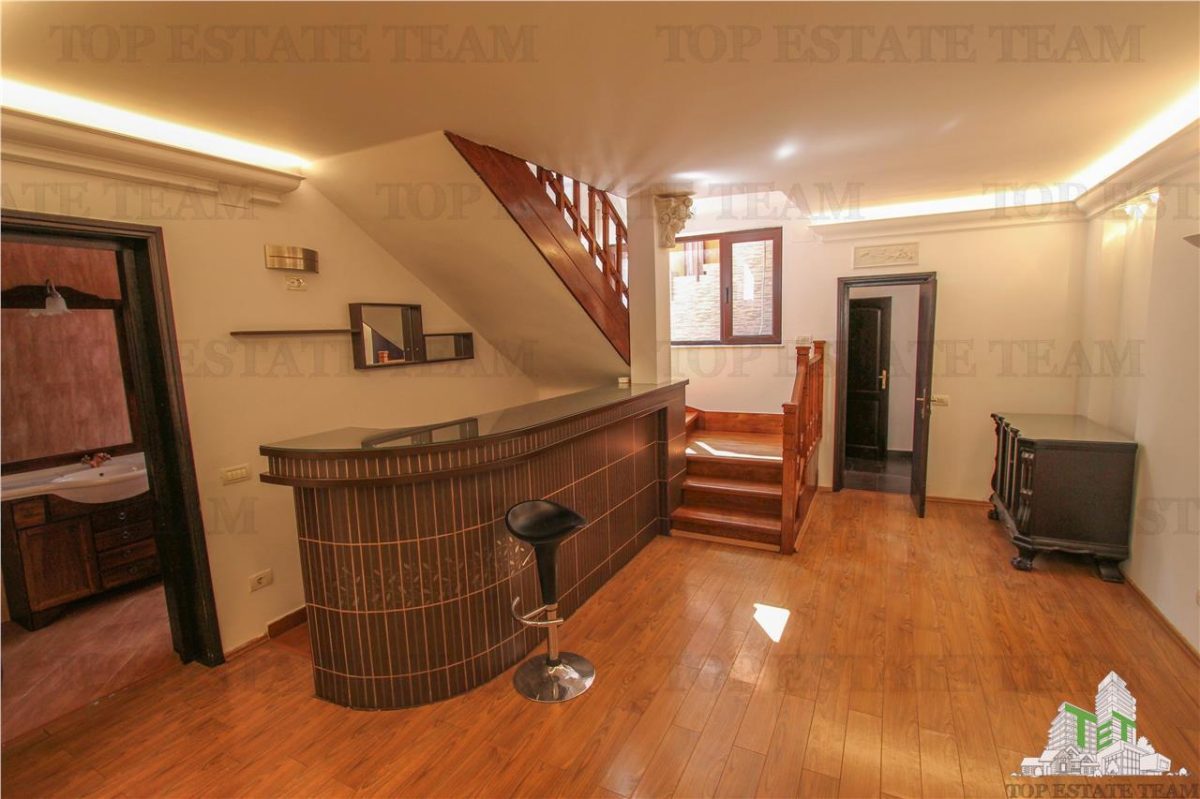 Vila cocheta pretabila rezidenta/office in zona Dorobanti - Bucuresti