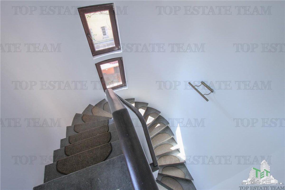 Vila cocheta pretabila rezidenta/office in zona Dorobanti - foto 2