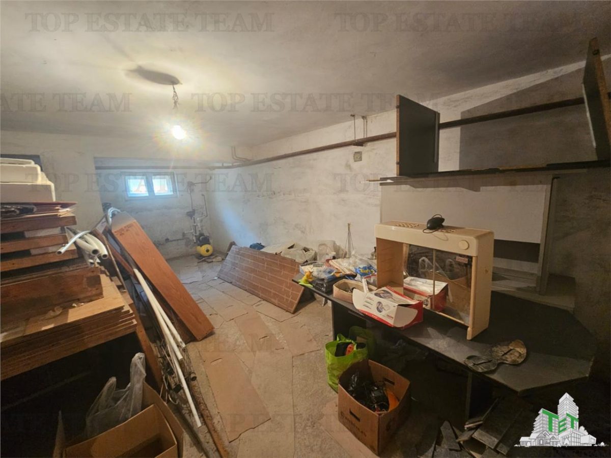 Vila spatioasa 6camere+garaj in centru Bolintin-Deal - foto 17