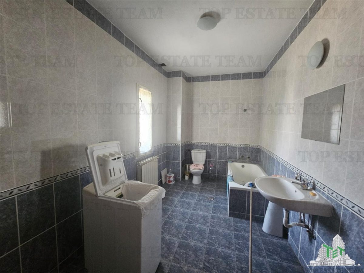 Vila spatioasa 6camere+garaj in centru Bolintin-Deal - foto 21