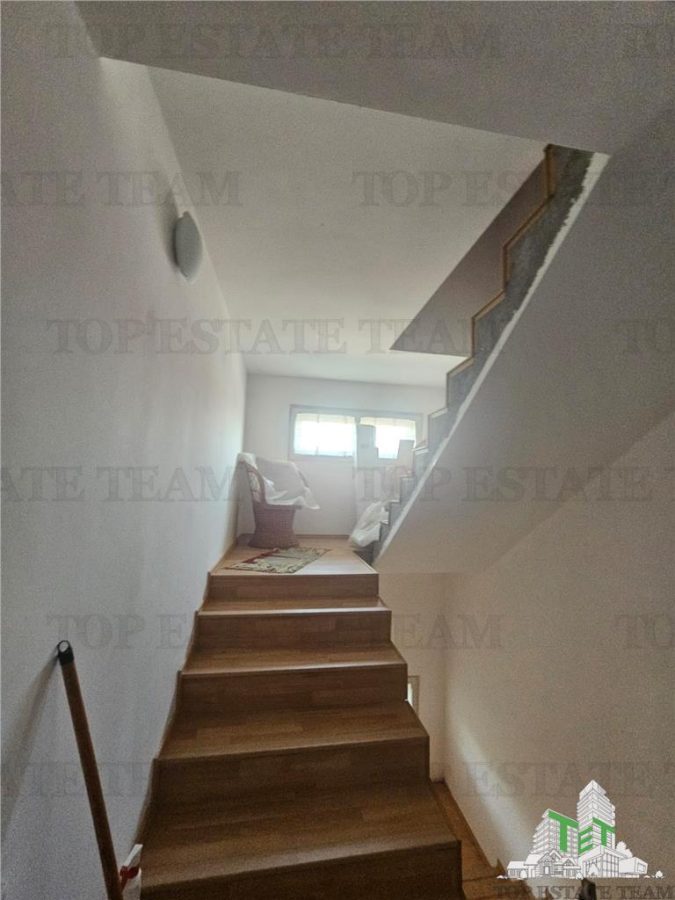 Vila spatioasa 6camere+garaj in centru Bolintin-Deal - foto 23