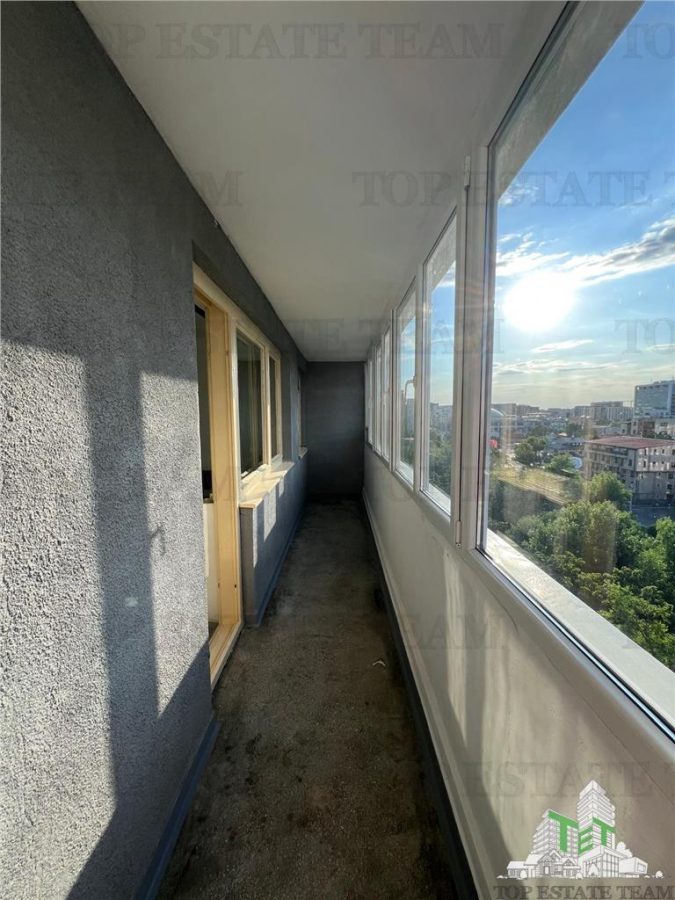 Apartament 3 camere + 2 balcoane cu o priveliste senzationala si pe fata si pe spate in zona Timisoara 2-3 minute de Plazza Mall si Metrou - foto 3