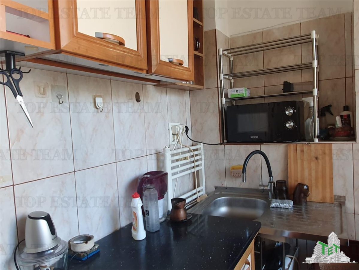 Spatiu extins central Liceul Mircea si Mare Constanta - foto 15