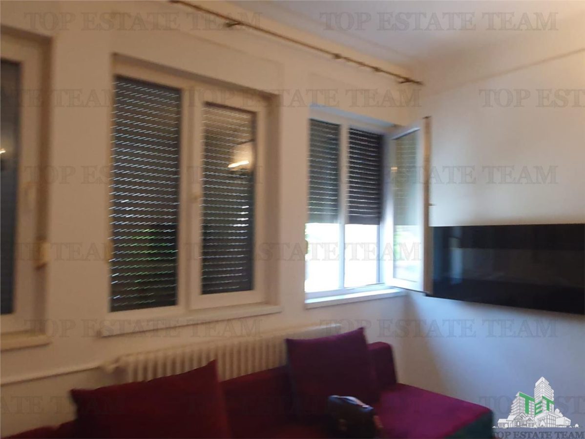 Spatiu extins central Liceul Mircea si Mare Constanta - foto 18