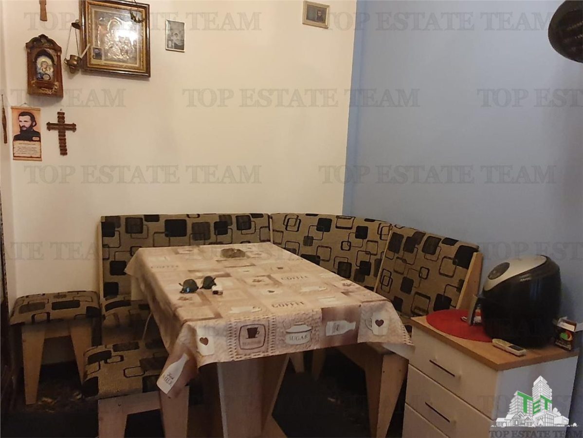 Spatiu extins central Liceul Mircea si Mare Constanta - foto 10