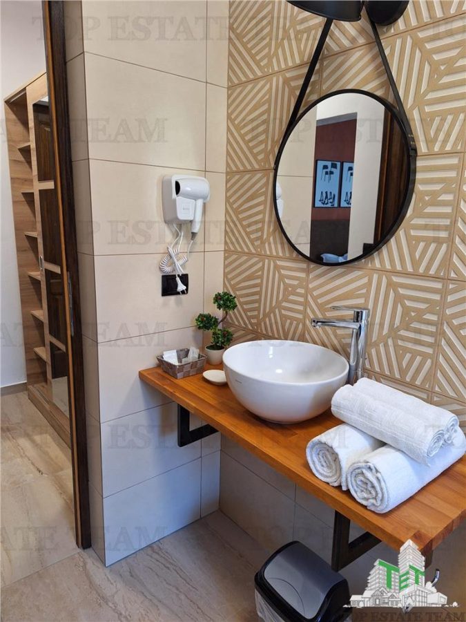 Pensiune premium de vanzare in Voronet - 1.610 mp utili, teren 1.021 mp, afacere turistica activa - foto 6