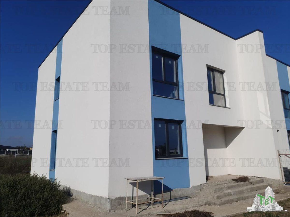 Casa cu etaj duplex la rosu cu finisaj exterior Agigea Constanta - 