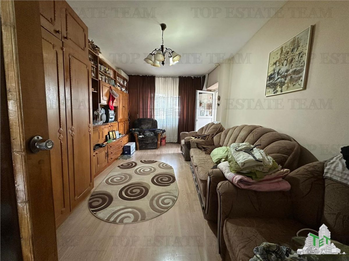 Apartament 3 camere de vanzare langa metrou zona Aviatiei Bucuresti - foto 2