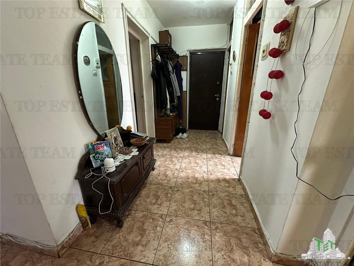 Apartament 3 camere de vanzare langa metrou zona Aviatiei Bucuresti - foto 3