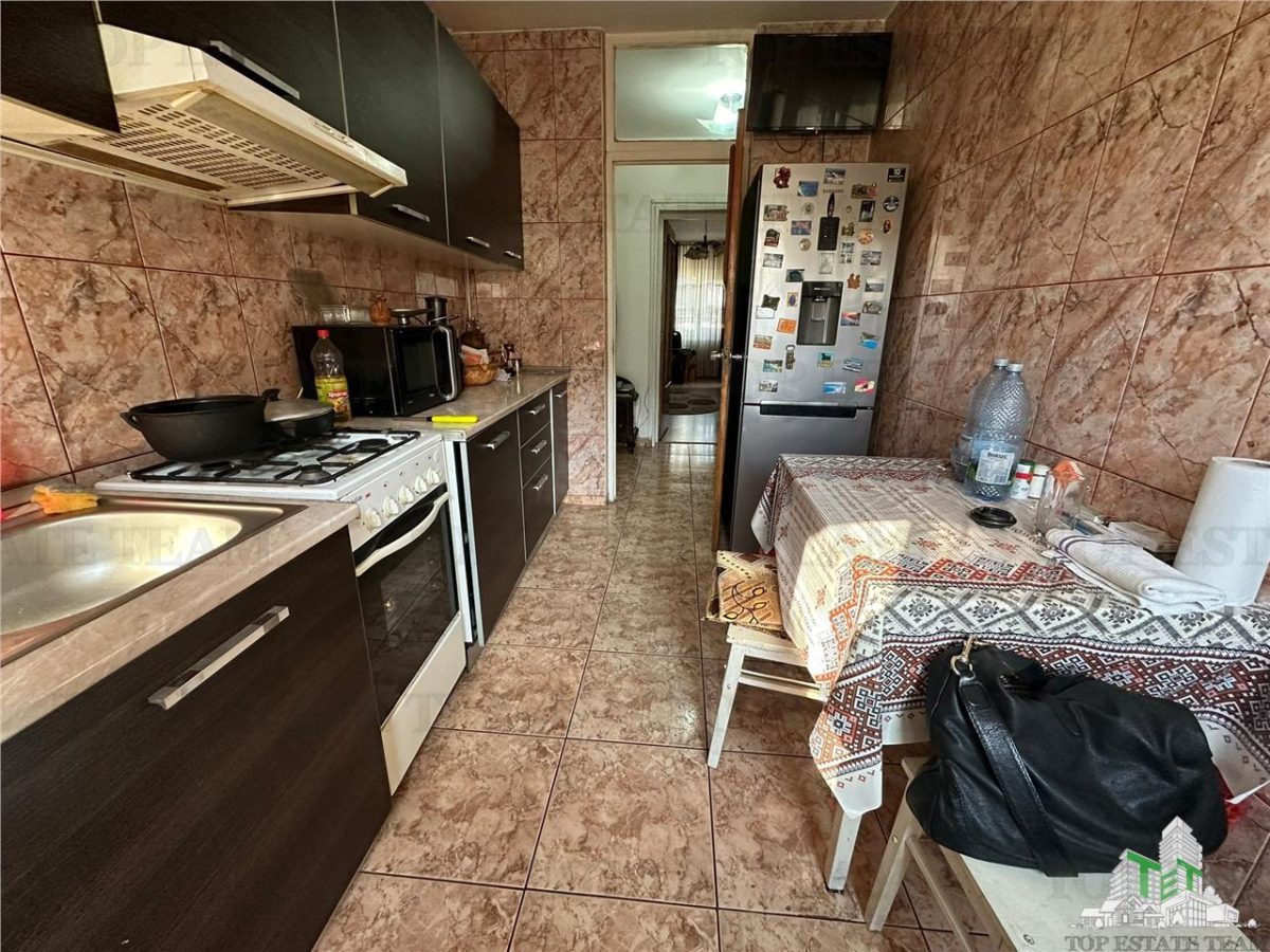 Apartament 3 camere de vanzare langa metrou zona Aviatiei Bucuresti - foto 8