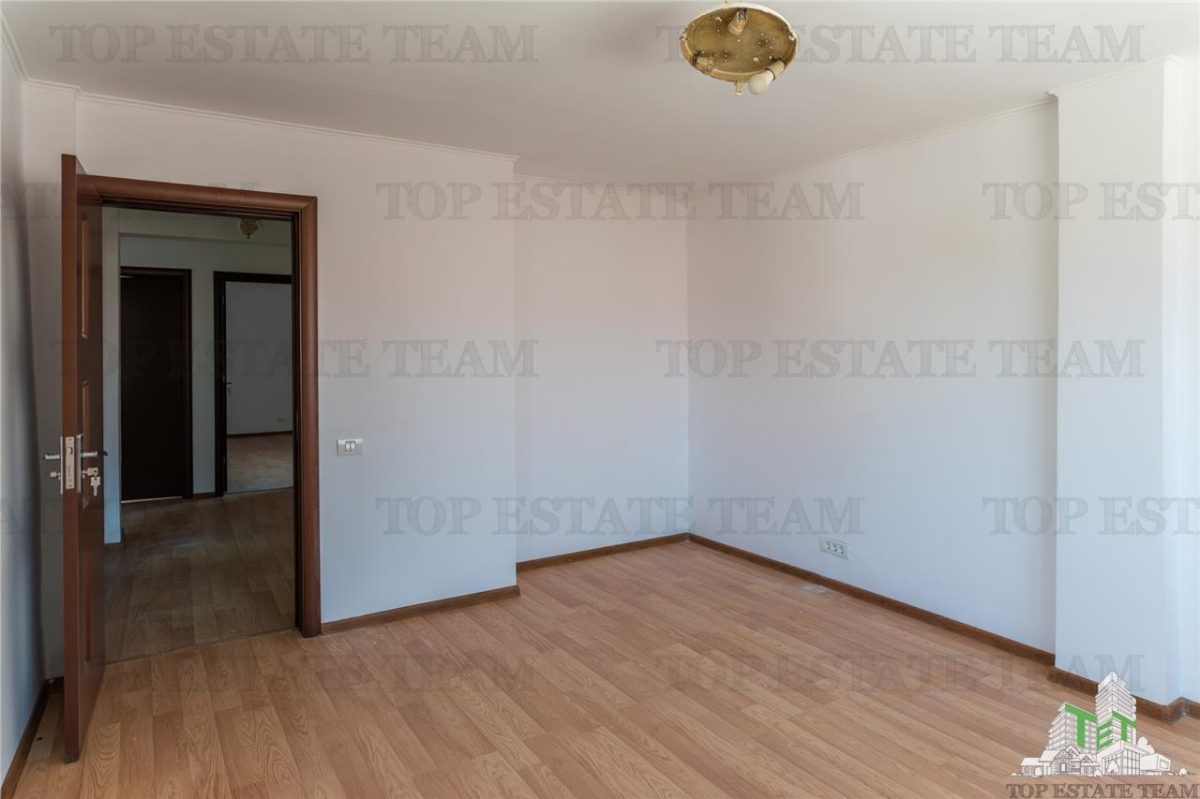 Vila 9 camere ideala pentru firme/cazare muncitori langa Lacul Morii - foto 12