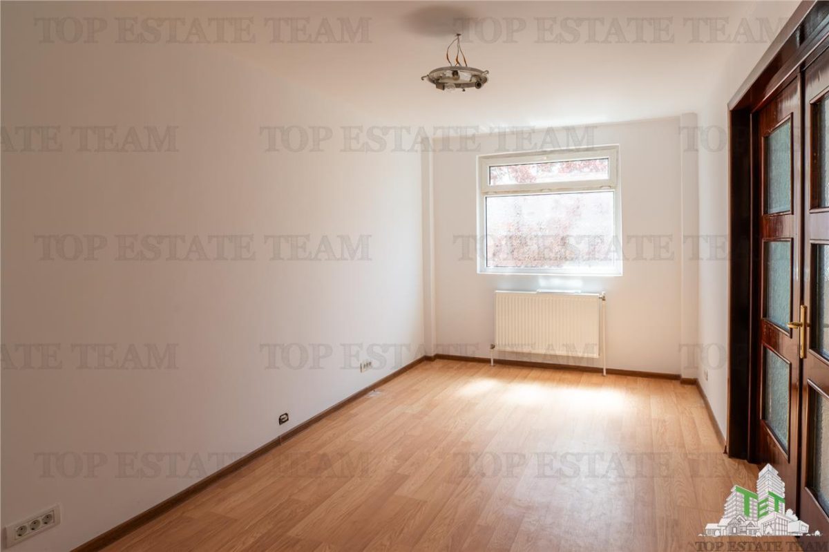 Vila 9 camere ideala pentru firme/cazare muncitori langa Lacul Morii - foto 14