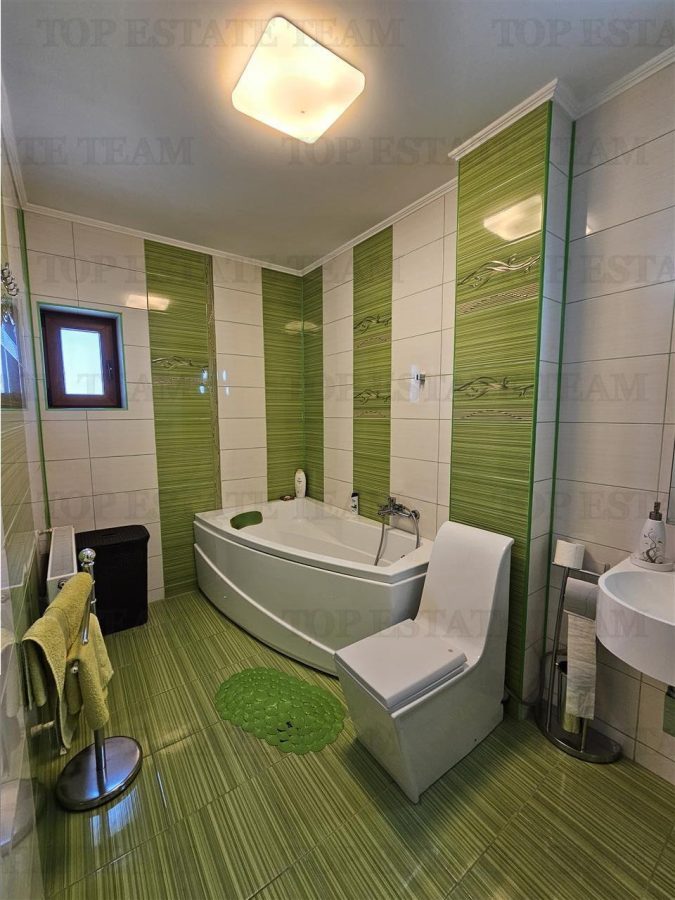 Vila lux 5 camere cu gradina superba centru Domnesti - foto 7