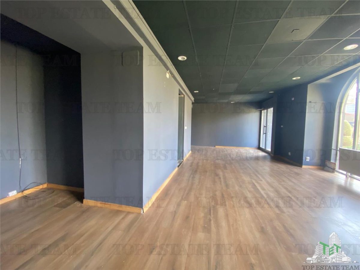 Spatiu comercial zona Delfinariu - Constanta