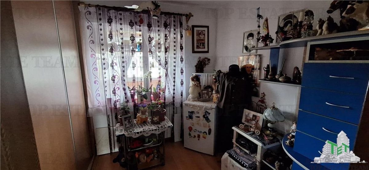 Apartament spatios 4 camere zona CET, Constanta - foto 10