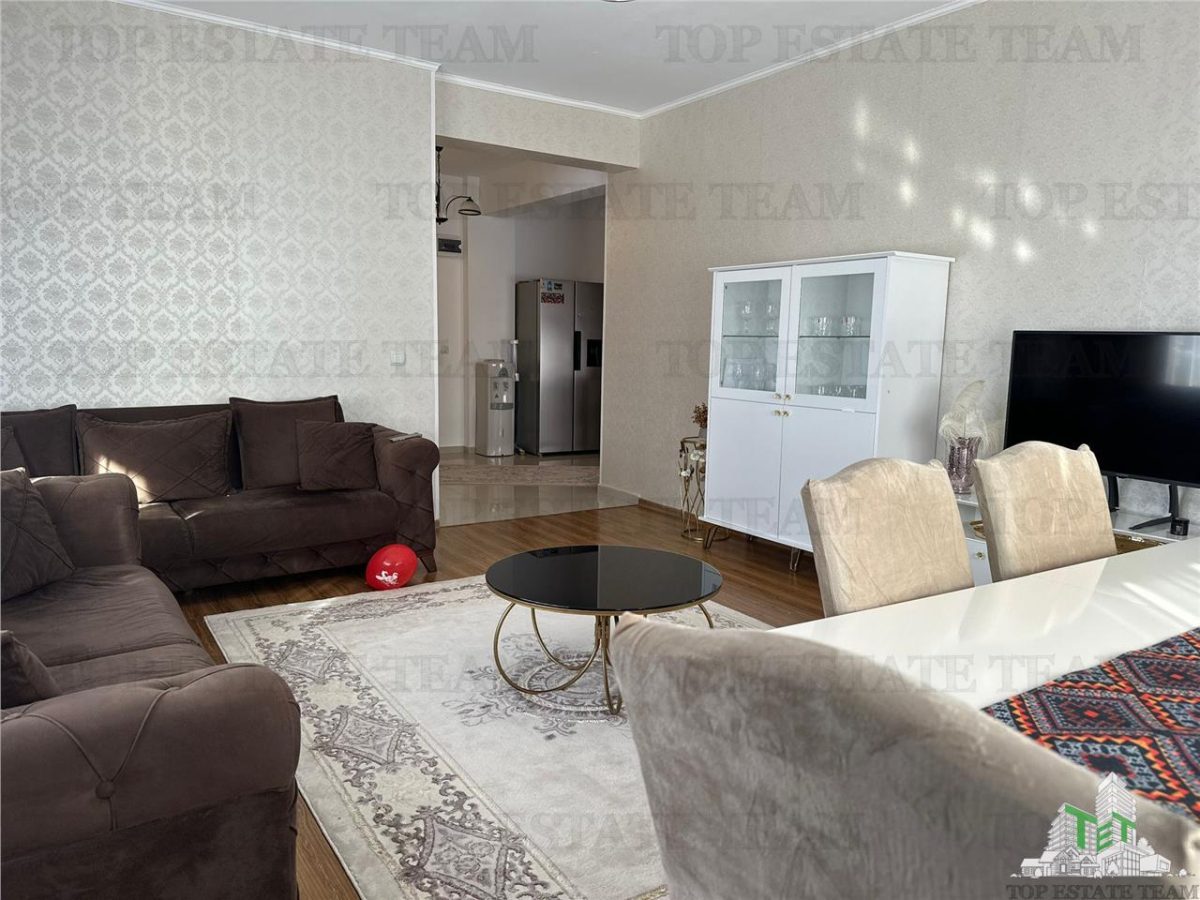 Apartament 3 camere de vanzare in zona Teatrul Masca - foto 2