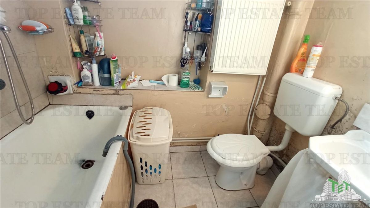 Casa de vanzare in zona Mantuleasa - foto 13