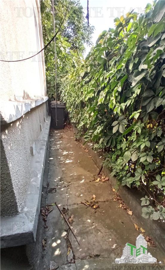 Casa de vanzare in zona Mantuleasa - foto 16