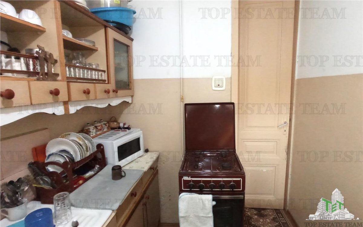 Casa de vanzare in zona Mantuleasa - foto 10