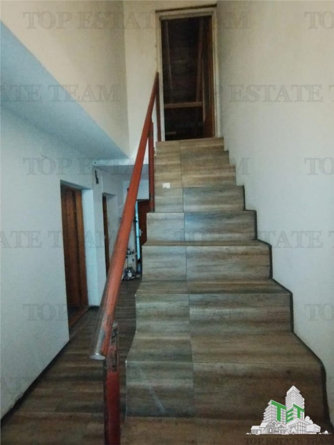 Vila 7 camere- 300 mpu+ curte 2000 mp- Giulesti- Sector 6 - foto 10