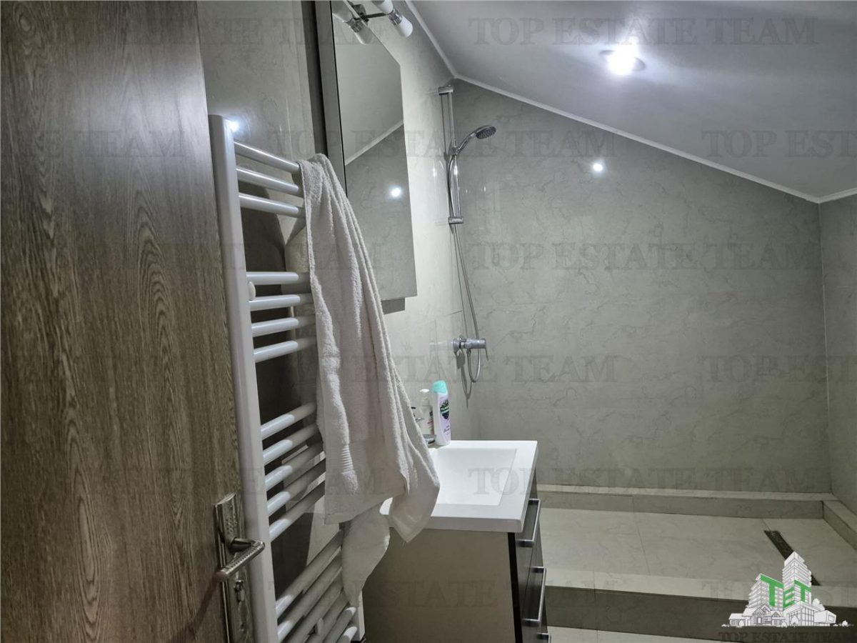 OPORTUNITATE INVESTITIE VILA CU 3000 MP PALAZU MARE - foto 11