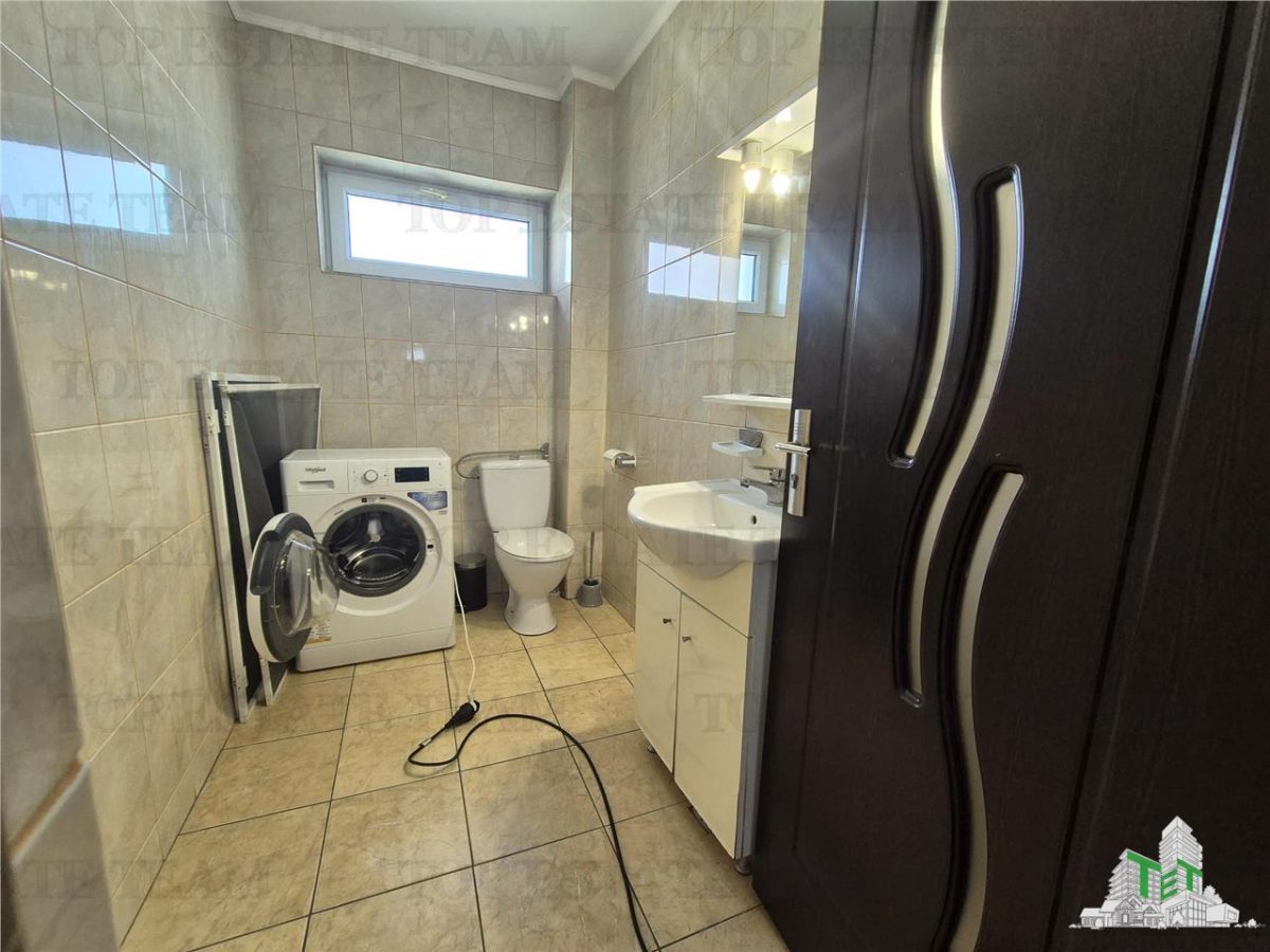 OPORTUNITATE INVESTITIE VILA CU 3000 MP PALAZU MARE - foto 14