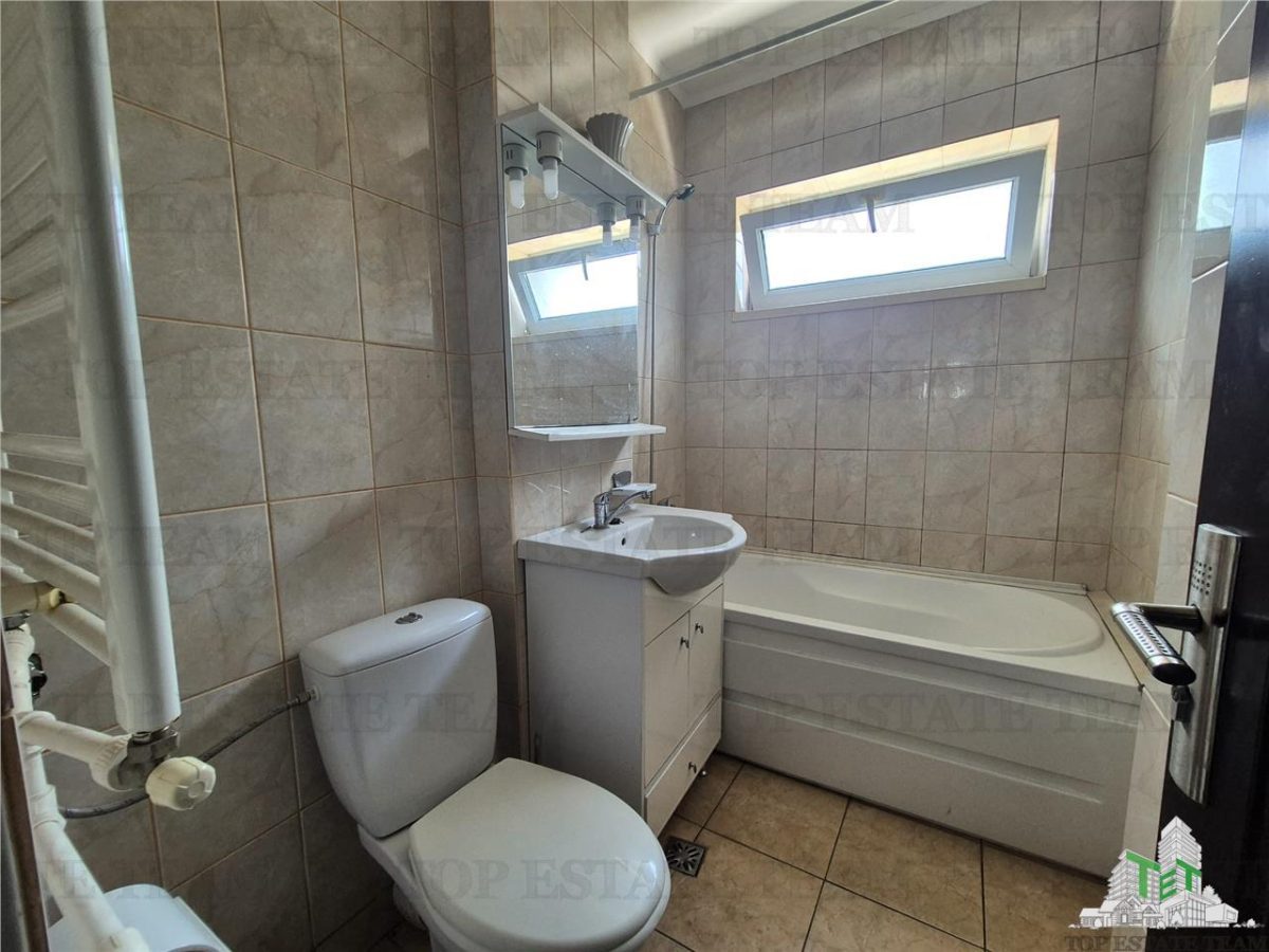 OPORTUNITATE INVESTITIE VILA CU 3000 MP PALAZU MARE - foto 15