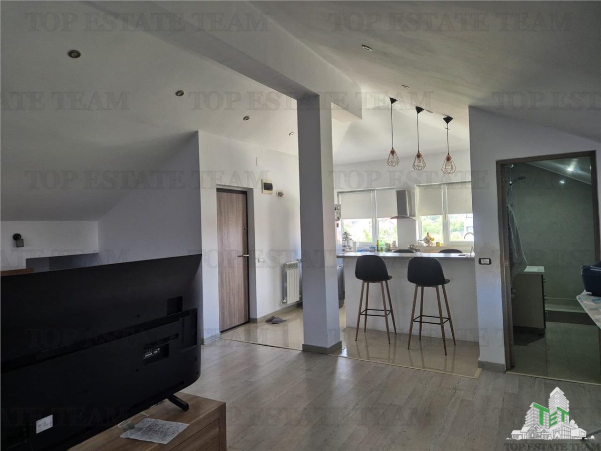 OPORTUNITATE INVESTITIE VILA CU 3000 MP PALAZU MARE - foto 3