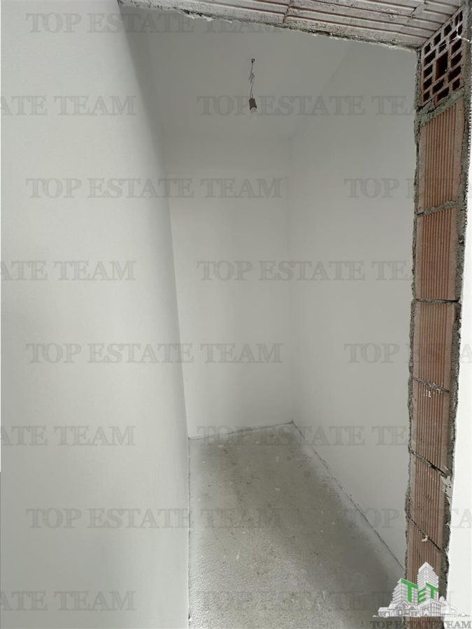 Vila cocheta cu 3 camere, dormitor matrimonall,  incalzire in pardoseala, terasa superba, si pod spatios, Calea Bucuresti , 15 minute de  metrou Pacii - foto 17