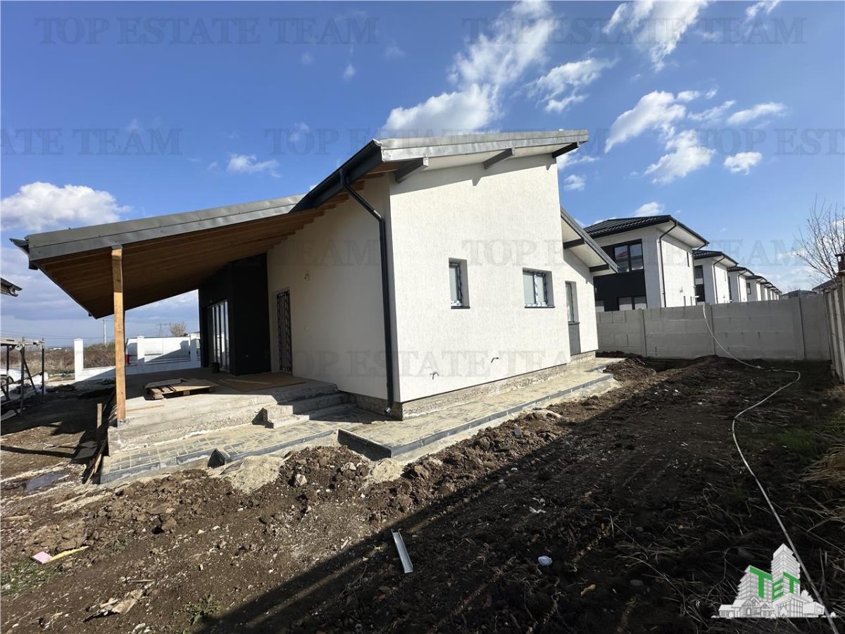 Vila cocheta cu 3 camere, dormitor matrimonall,  incalzire in pardoseala, terasa superba, si pod spatios, Calea Bucuresti , 15 minute de  metrou Pacii - foto 25