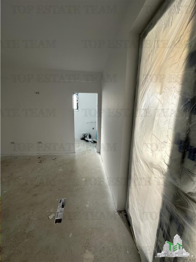 Vila cocheta cu 3 camere, dormitor matrimonall,  incalzire in pardoseala, terasa superba, si pod spatios, Calea Bucuresti , 15 minute de  metrou Pacii - foto 8