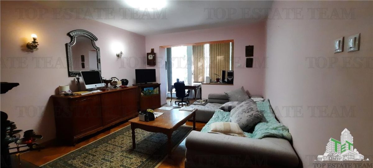 Vanzare apartament 3 camere in Vila Pajura - foto 2