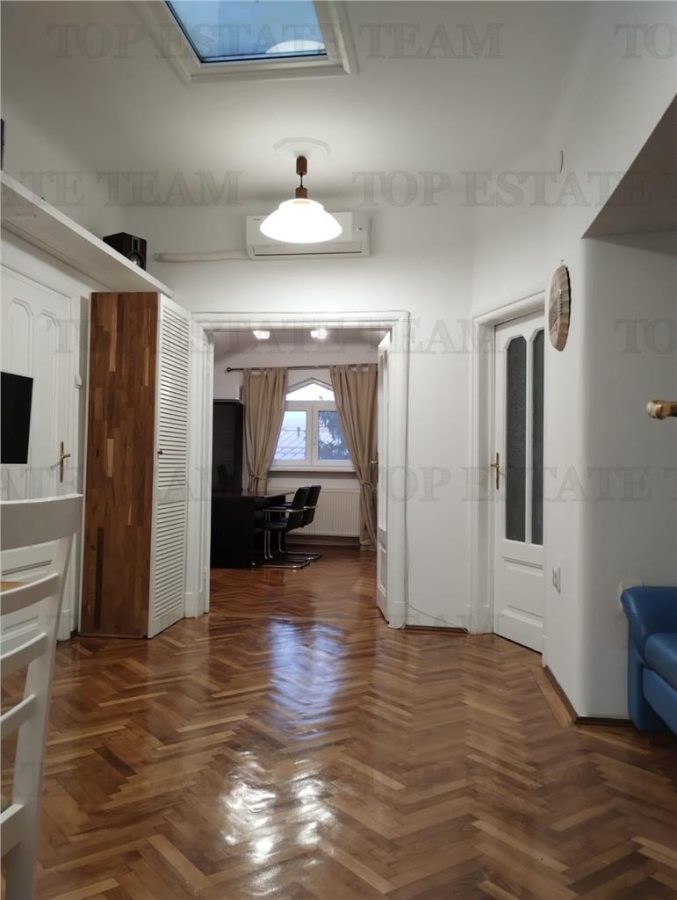 Apartament 3 camere de inchiriat in vila  ,cochet, nou renovat , balcon,  curte interioara . Foisorul de Foc - Bucuresti