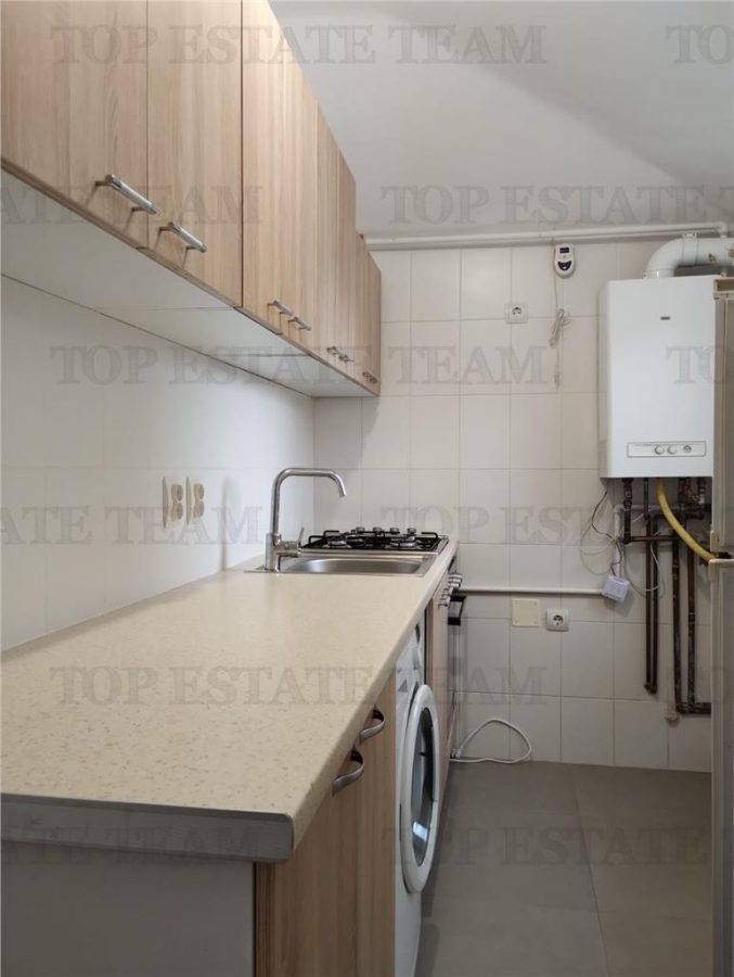 Apartament 3 camere de inchiriat in vila  ,cochet, nou renovat , balcon,  curte interioara . Foisorul de Foc - foto 8