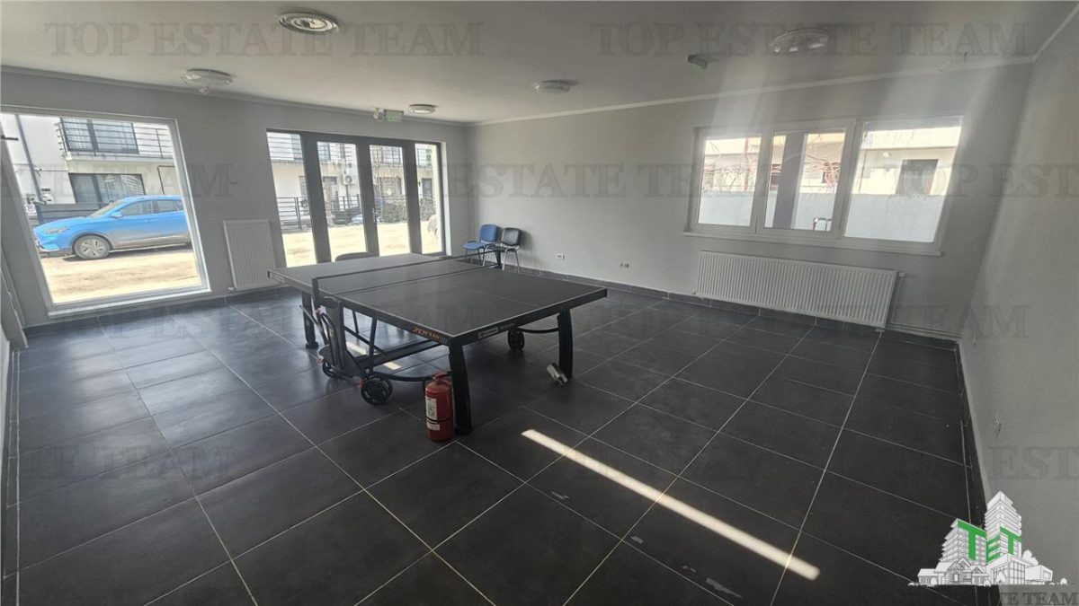 Vila pretabila spatiu comercial/salon evenimente in Bragadiru cu 5 parcari clienti - foto 2