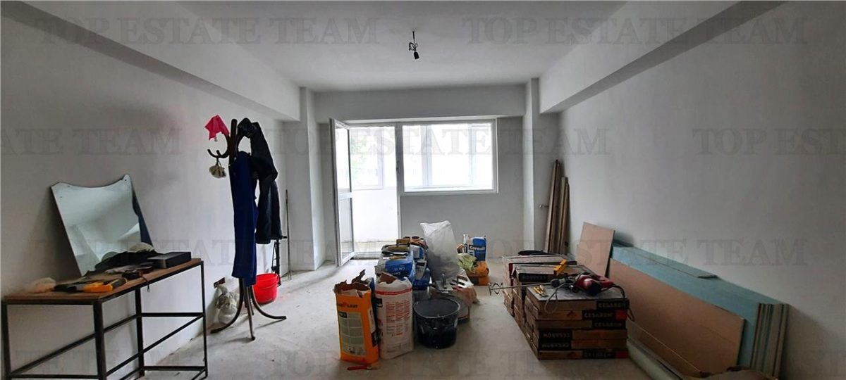 Vanzare apartament 3,camere, etaj 1, piata 1 Mai - foto 1