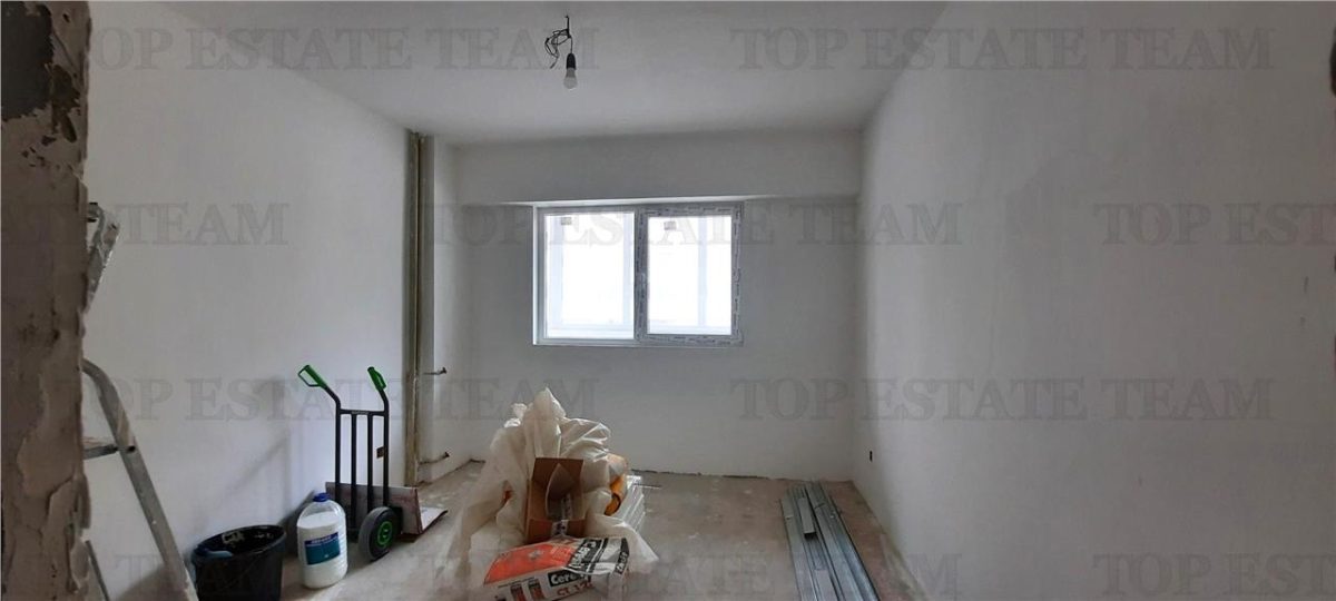 Vanzare apartament 3,camere, etaj 1, piata 1 Mai - foto 3