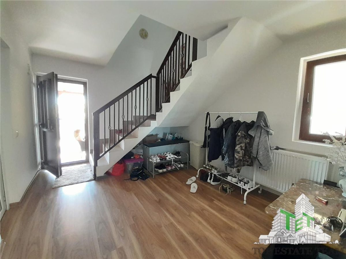 Vila 4 camere mobilata in Domnesti - foto 5