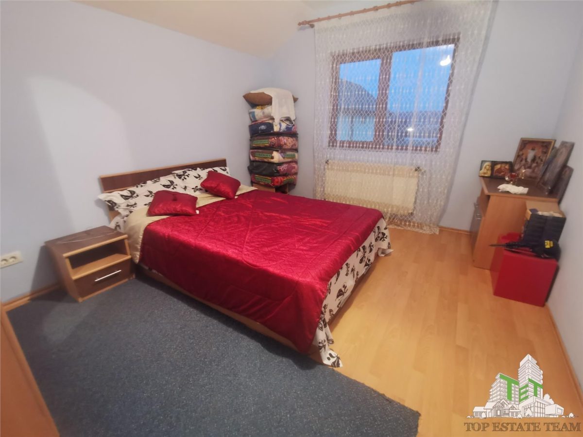 Vila 5 camere regie proprie cu gradina/garaj in Bacu (Joita) - foto 3