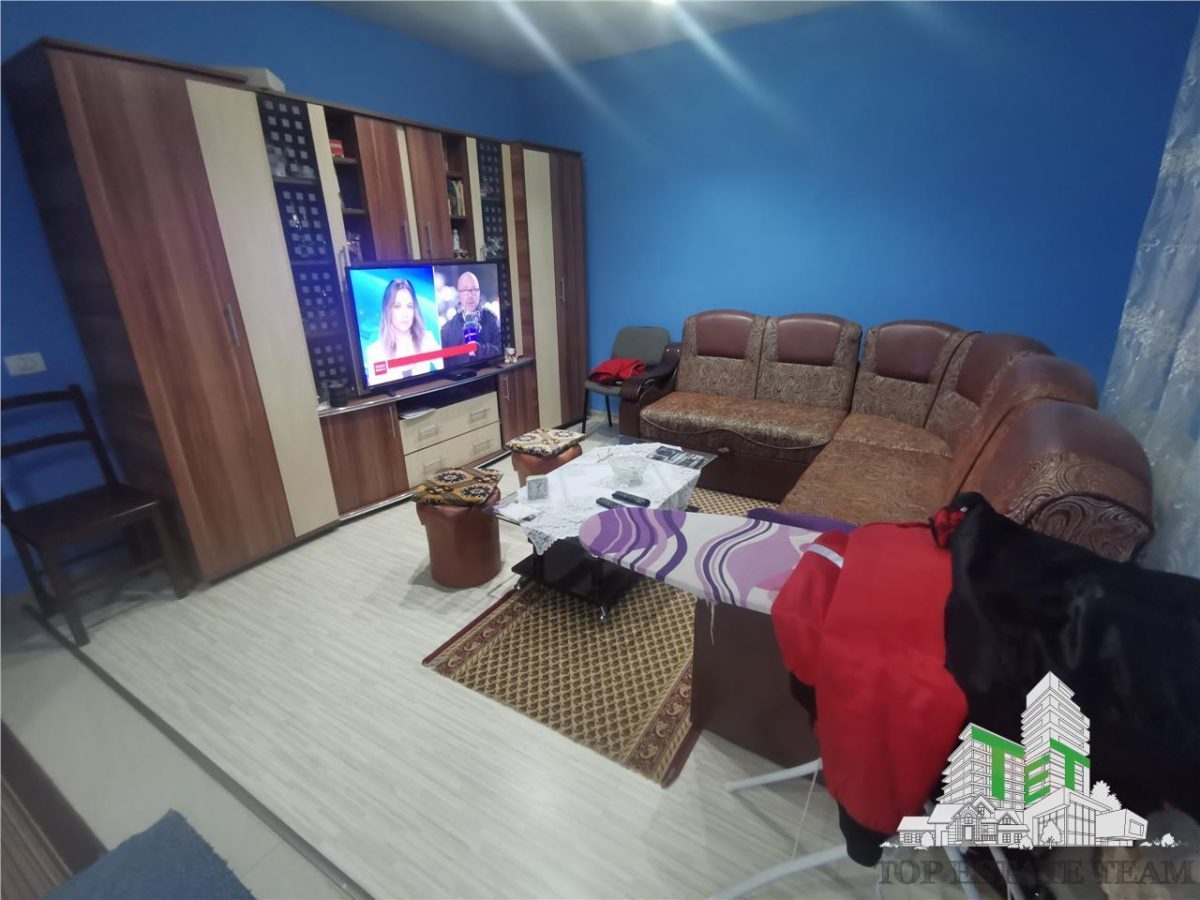 Vila 5 camere regie proprie cu gradina/garaj in Bacu (Joita) - foto 7