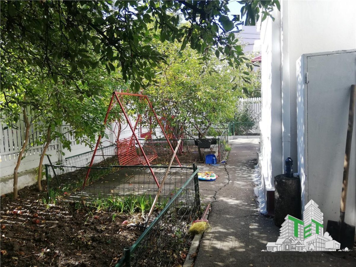 Casa cu teren 300 mp/ dubla deschidere Damaroaia - foto 4