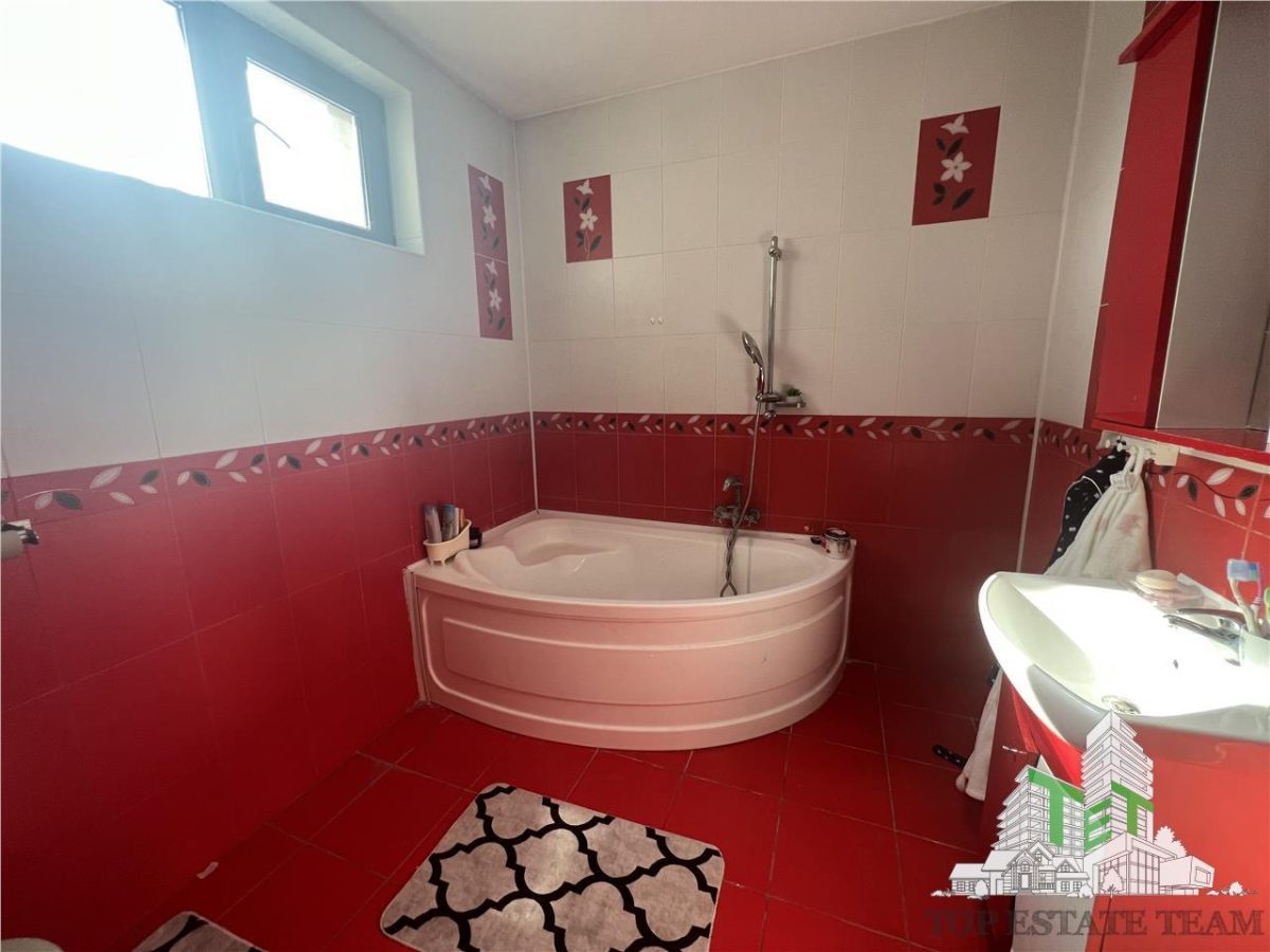 Vila Individuala cu Garaj - P+1+M- 652mp teren, pretabila gradinita, after school, str 1 Mai Otopeni - foto 19