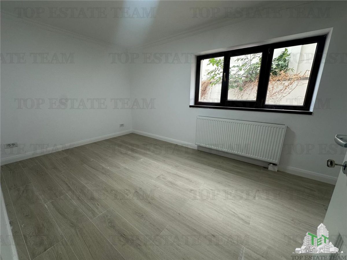 Apartament 2 camere si curte de vanzare Damaroaia - foto 3