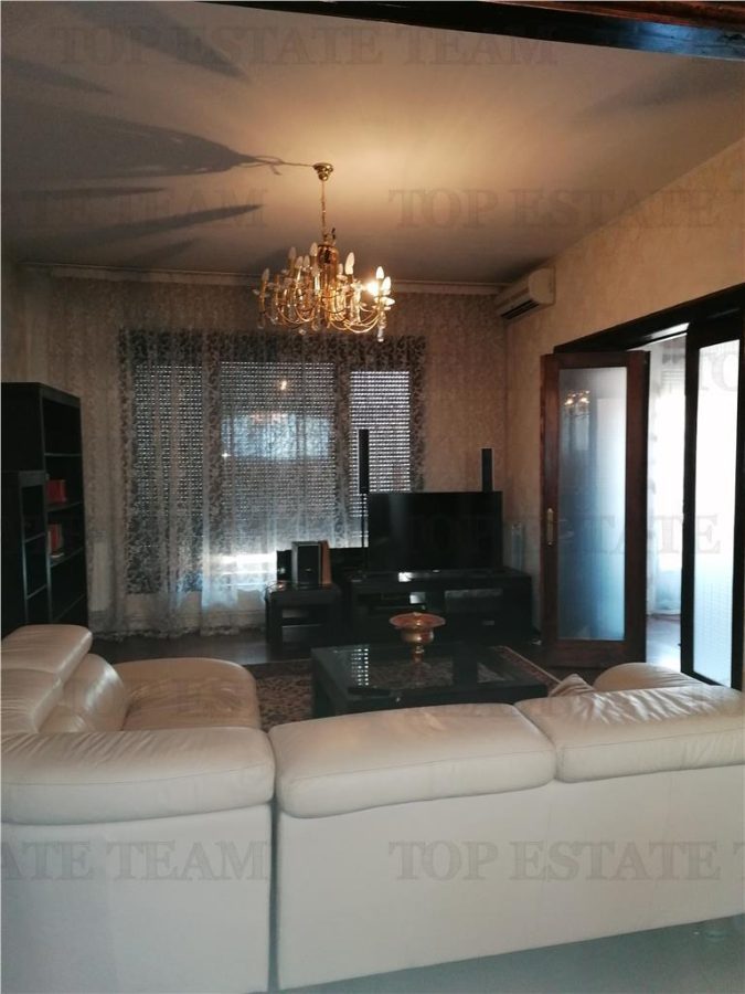 Apartament 3 camere de vanzare zona B-dul. Magheru - Bucuresti