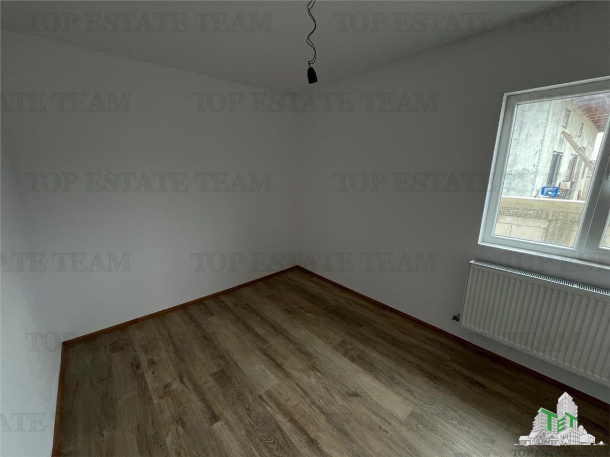 Casa finalizata 4 camere pompa de caldura in Ciorogarla - foto 16