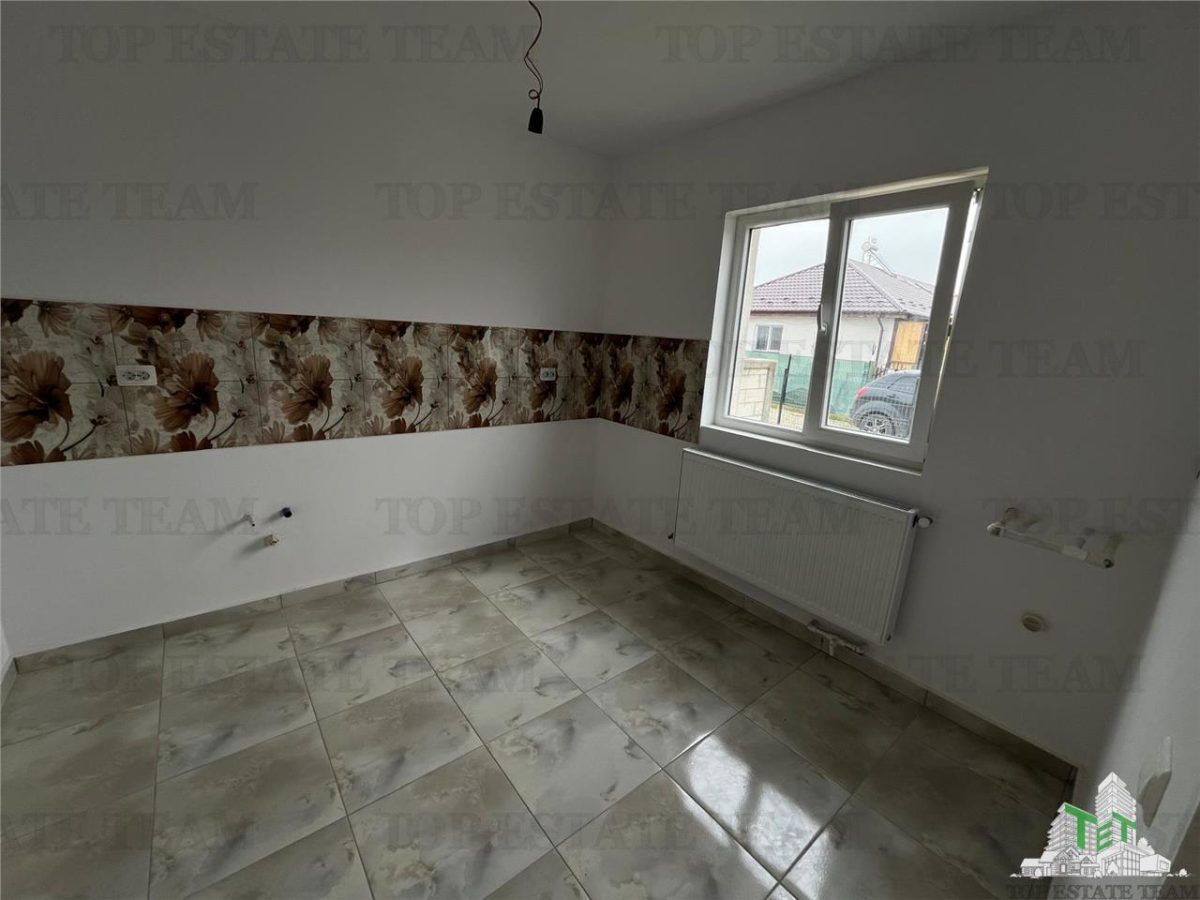 Casa finalizata 4 camere pompa de caldura in Ciorogarla - foto 3