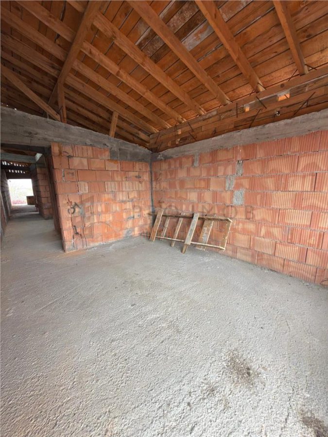 Casa tip P+1+M zona Garii - foto 12