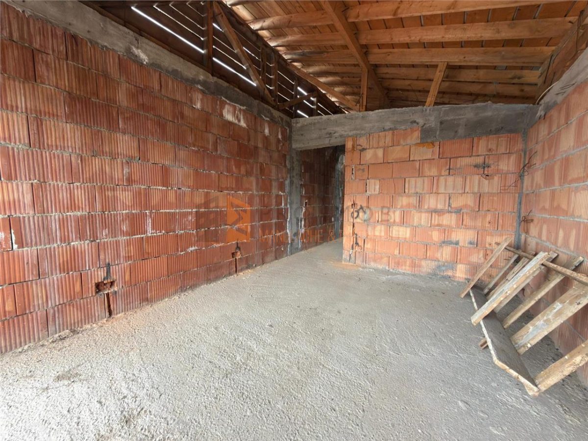 Casa tip P+1+M zona Garii - foto 14