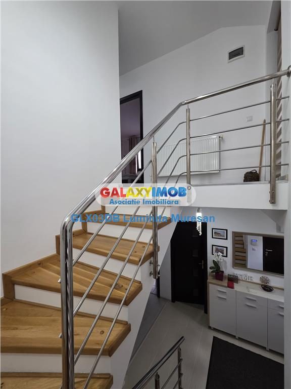 Vanzare casa tip duplex P + 1 Valea Voievozilor Razvad - foto 24