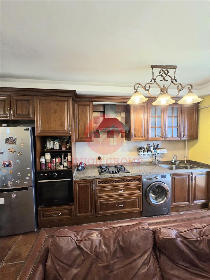 Apartament 3 Camere, zona Lapusneanu / Cambridge School - foto 3